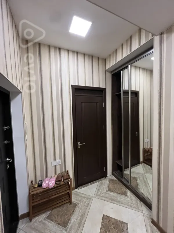 Satılır 3 otaqlı yeni tikili 135 m²