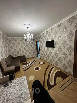 Kirayə verilir 3 otaqlı köhnə tikili 80 m²