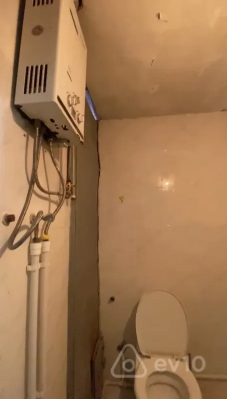 Kirayə verilir 2 otaqlı köhnə tikili 55 m²