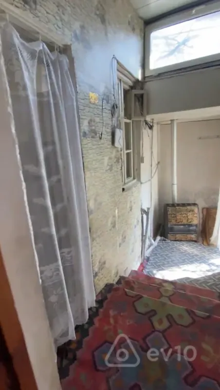 Kirayə verilir 2 otaqlı həyət evi 50 m²