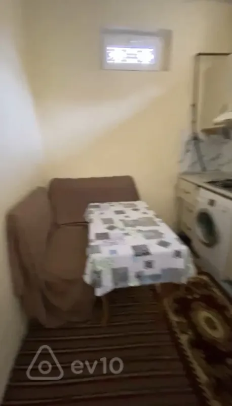 Kirayə verilir 2 otaqlı həyət evi 50 m²