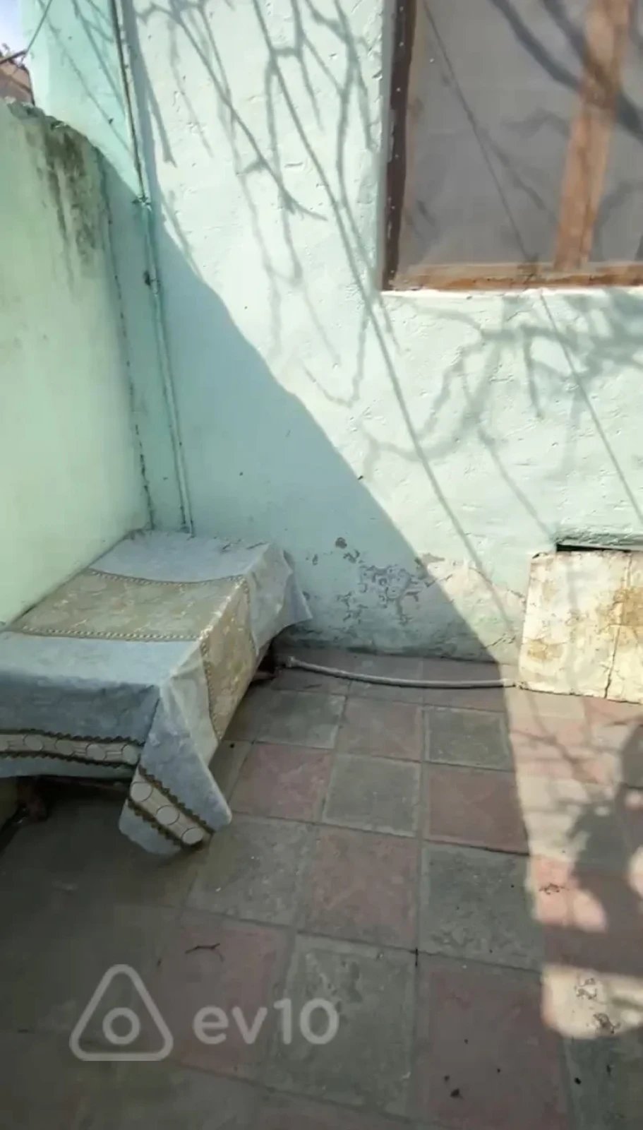 Kirayə verilir 2 otaqlı həyət evi 50 m²