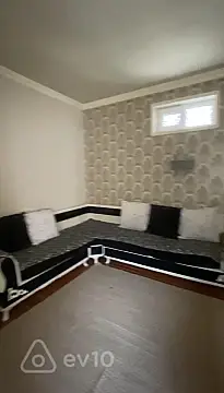 Kirayə verilir 2 otaqlı həyət evi 50 m²