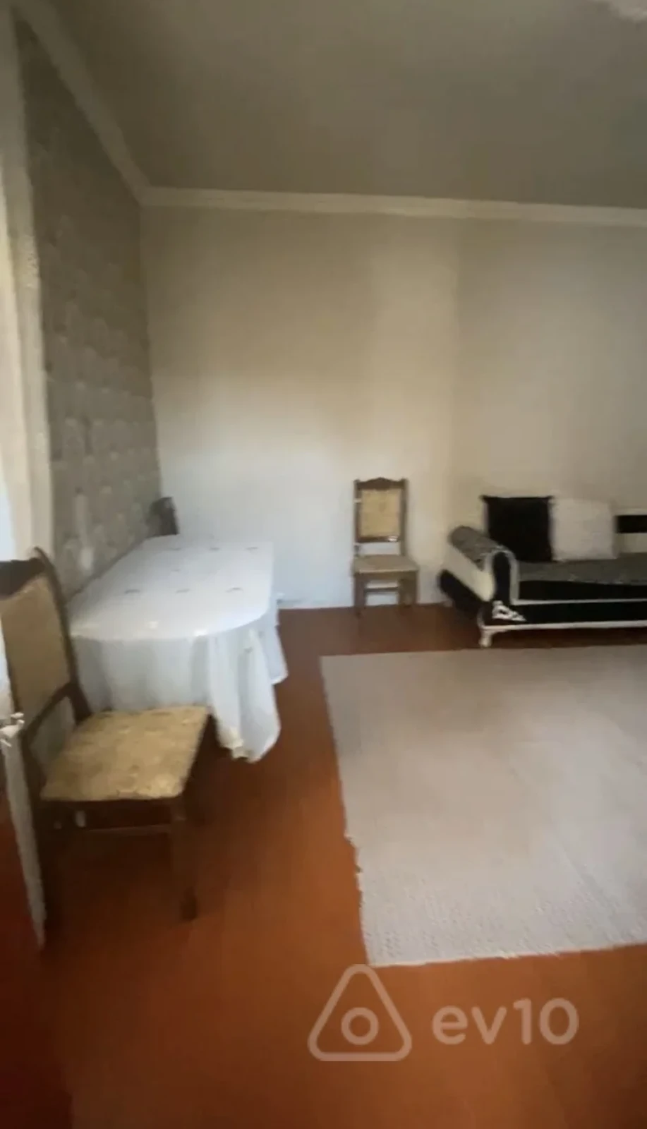 Kirayə verilir 2 otaqlı həyət evi 50 m²