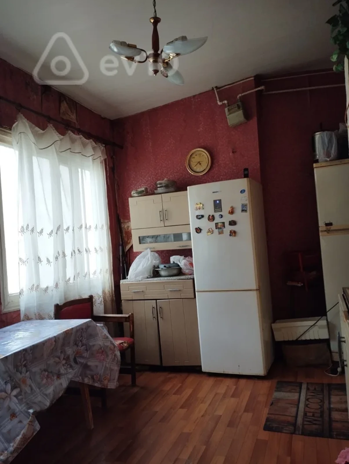 Kirayə verilir 3 otaqlı köhnə tikili 90 m²