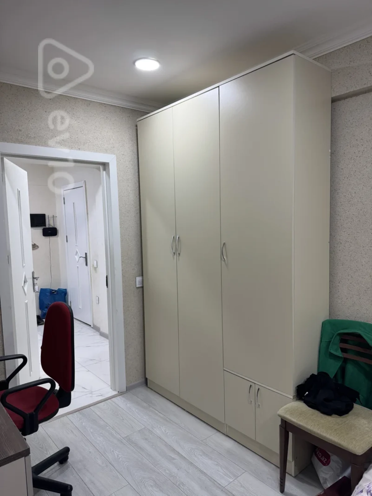 Kirayə verilir 3 otaqlı yeni tikili 96 m²