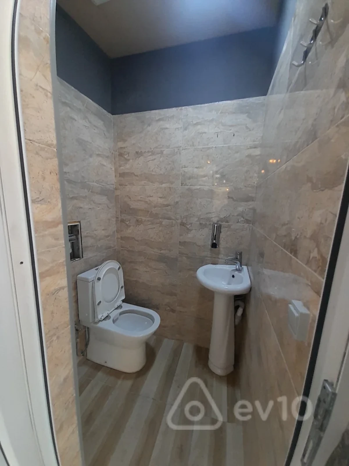 Kirayə verilir mənzil 90 m²