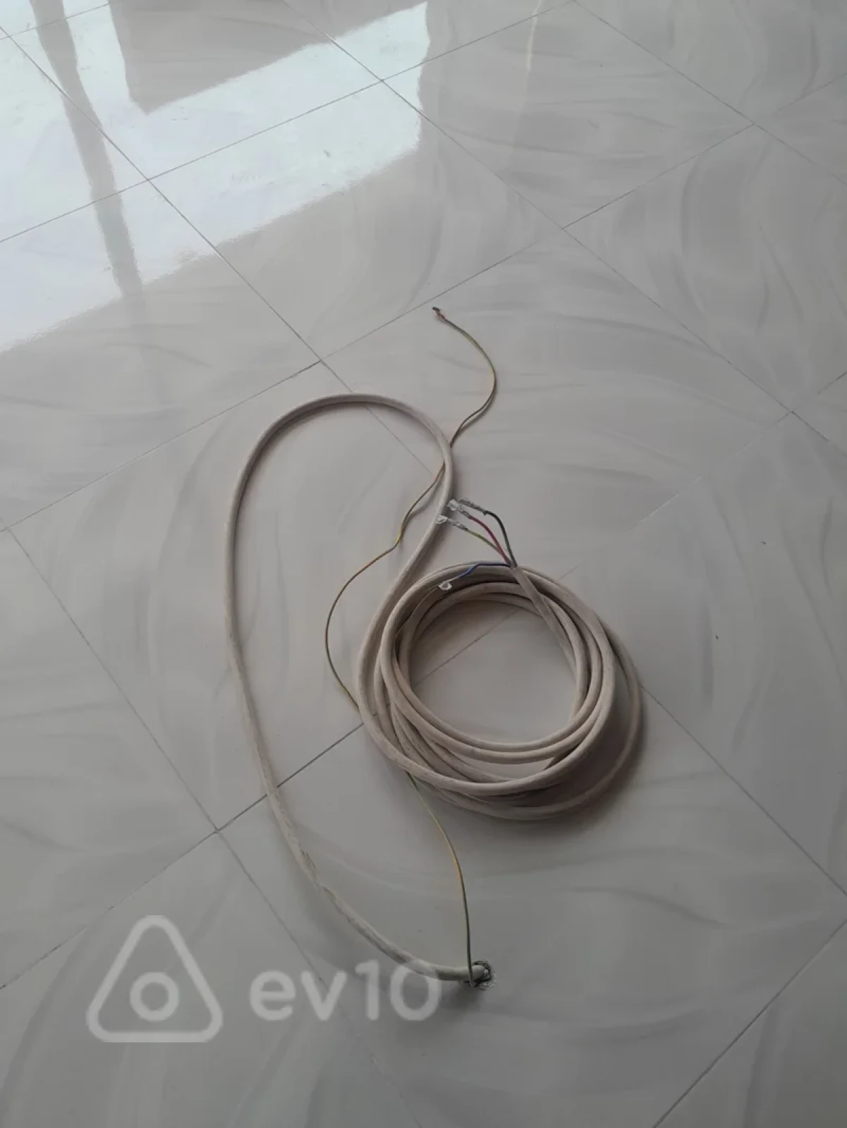 Kirayə verilir mənzil 90 m²