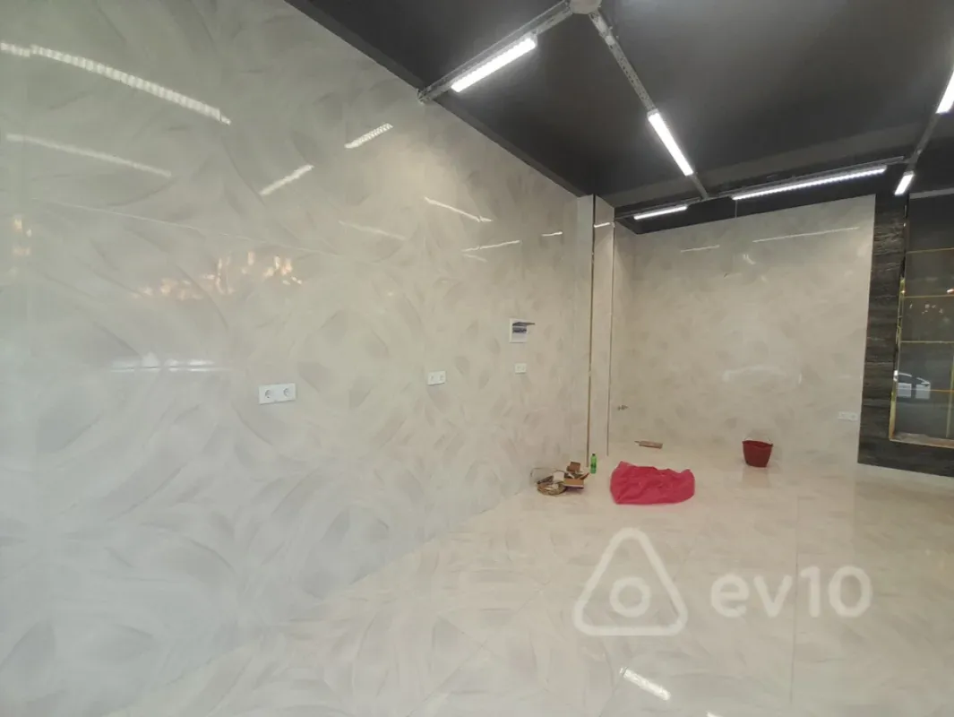 Kirayə verilir mənzil 90 m²