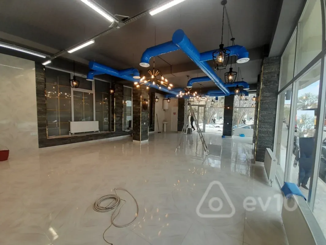 Kirayə verilir mənzil 90 m²