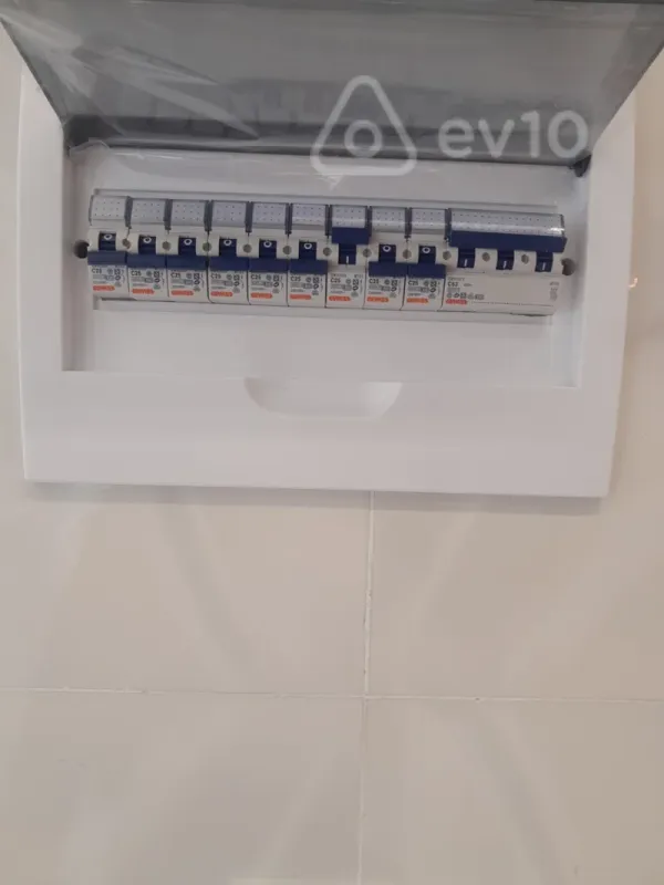 Kirayə verilir mənzil 90 m²