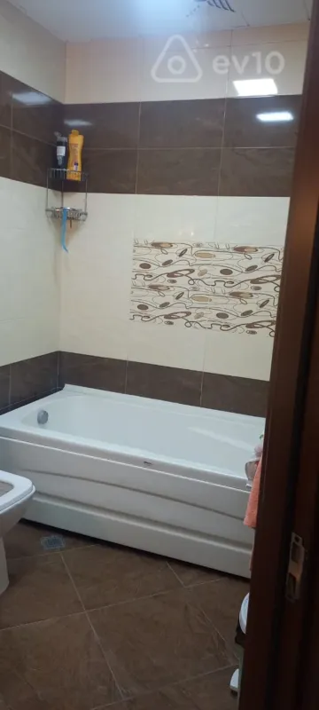 Satılır 3 otaqlı yeni tikili 90 m²