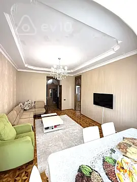 Satılır 3 otaqlı köhnə tikili 90 m² — Bakı, Nərimanov 3 otaq 90.00 m²