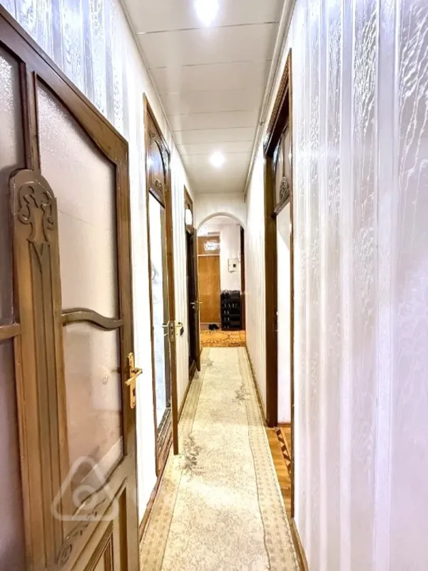 Satılır 3 otaqlı köhnə tikili 90 m²
