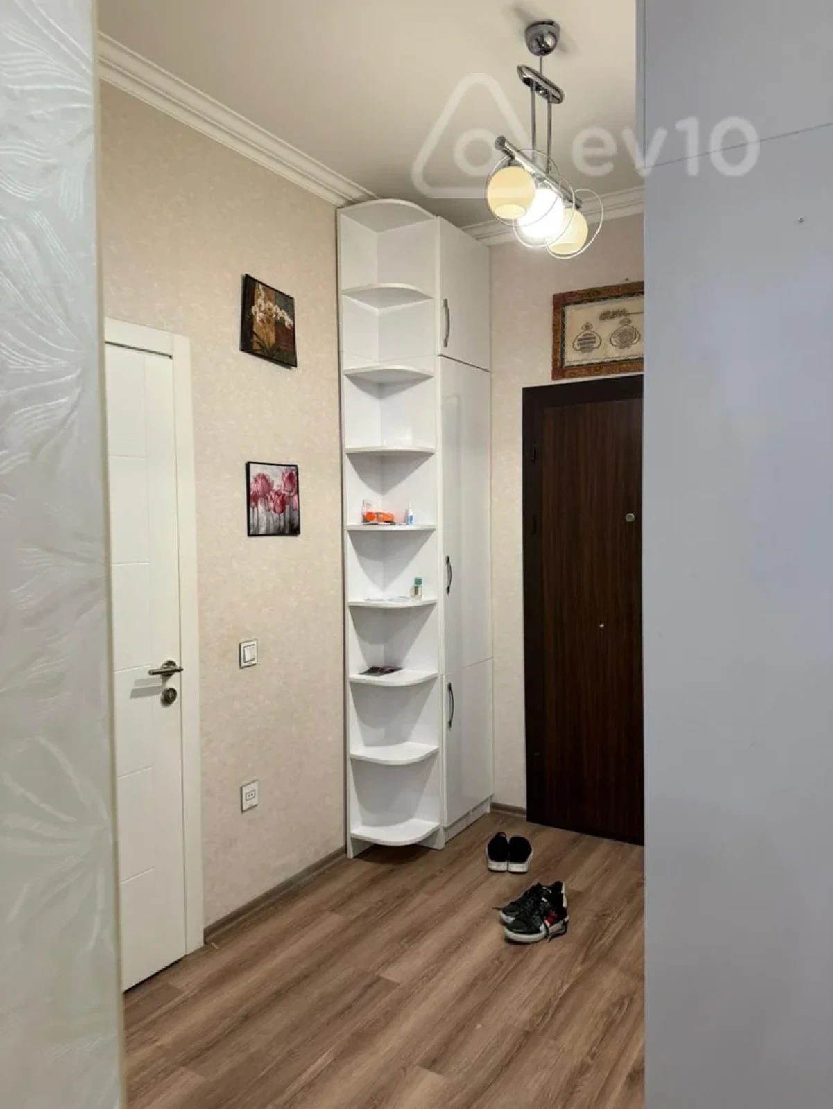 Kirayə verilir 2 otaqlı yeni tikili 55 m²