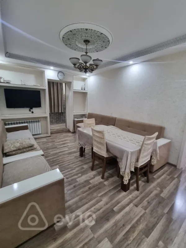 Satılır 4 otaqlı köhnə tikili 65 m²