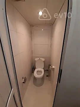 Kirayə verilir 2 otaqlı köhnə tikili 60 m²