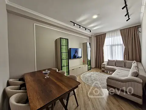 Satılır 2 otaqlı yeni tikili 87 m²