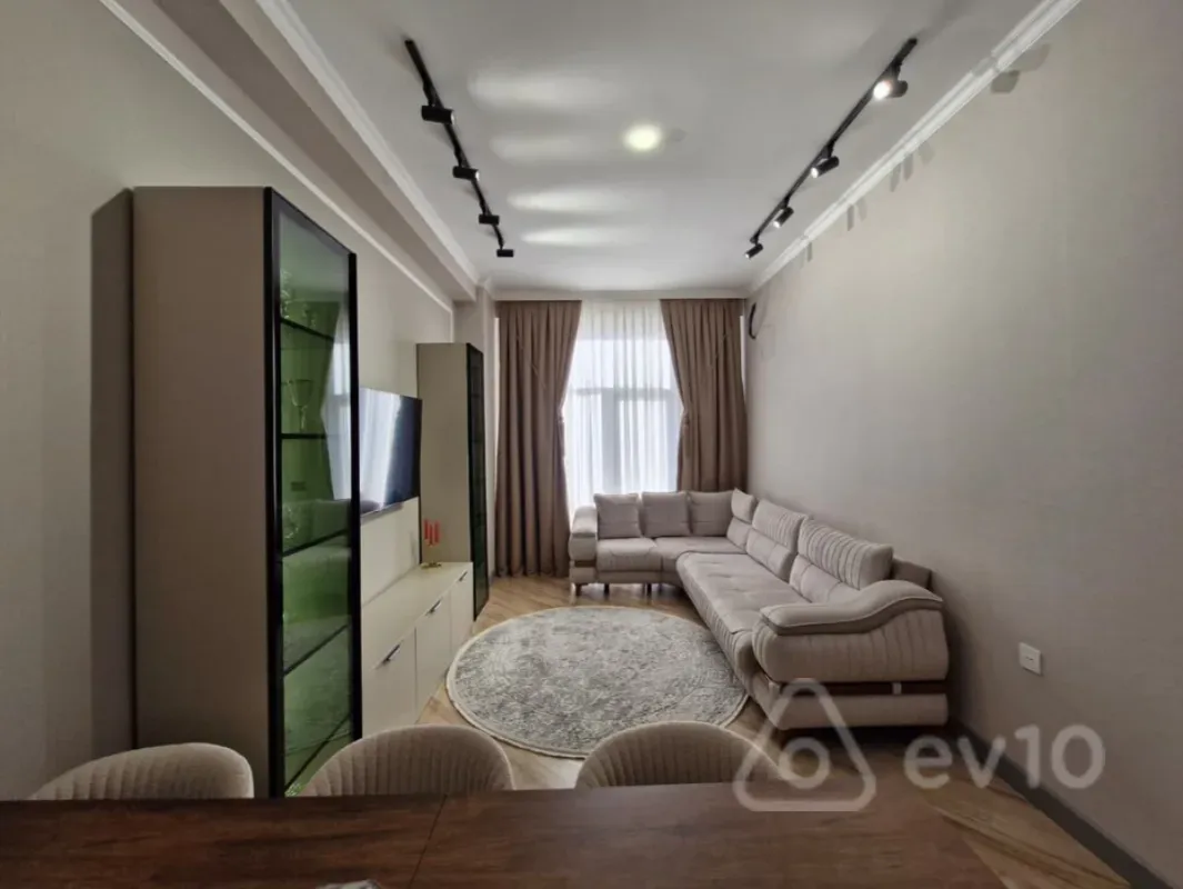 Satılır 2 otaqlı yeni tikili 87 m²