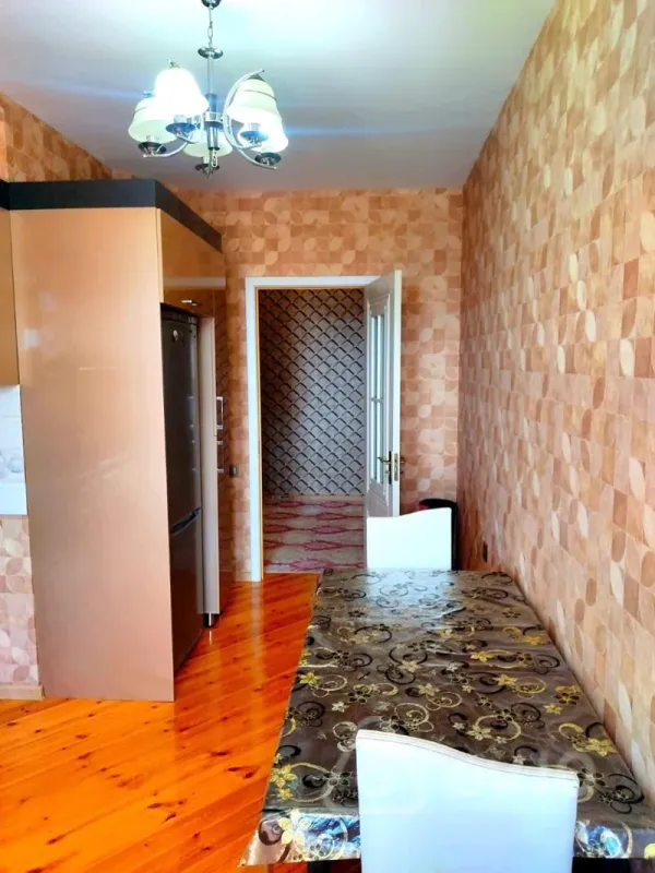 Kirayə verilir 2 otaqlı yeni tikili 90 m²
