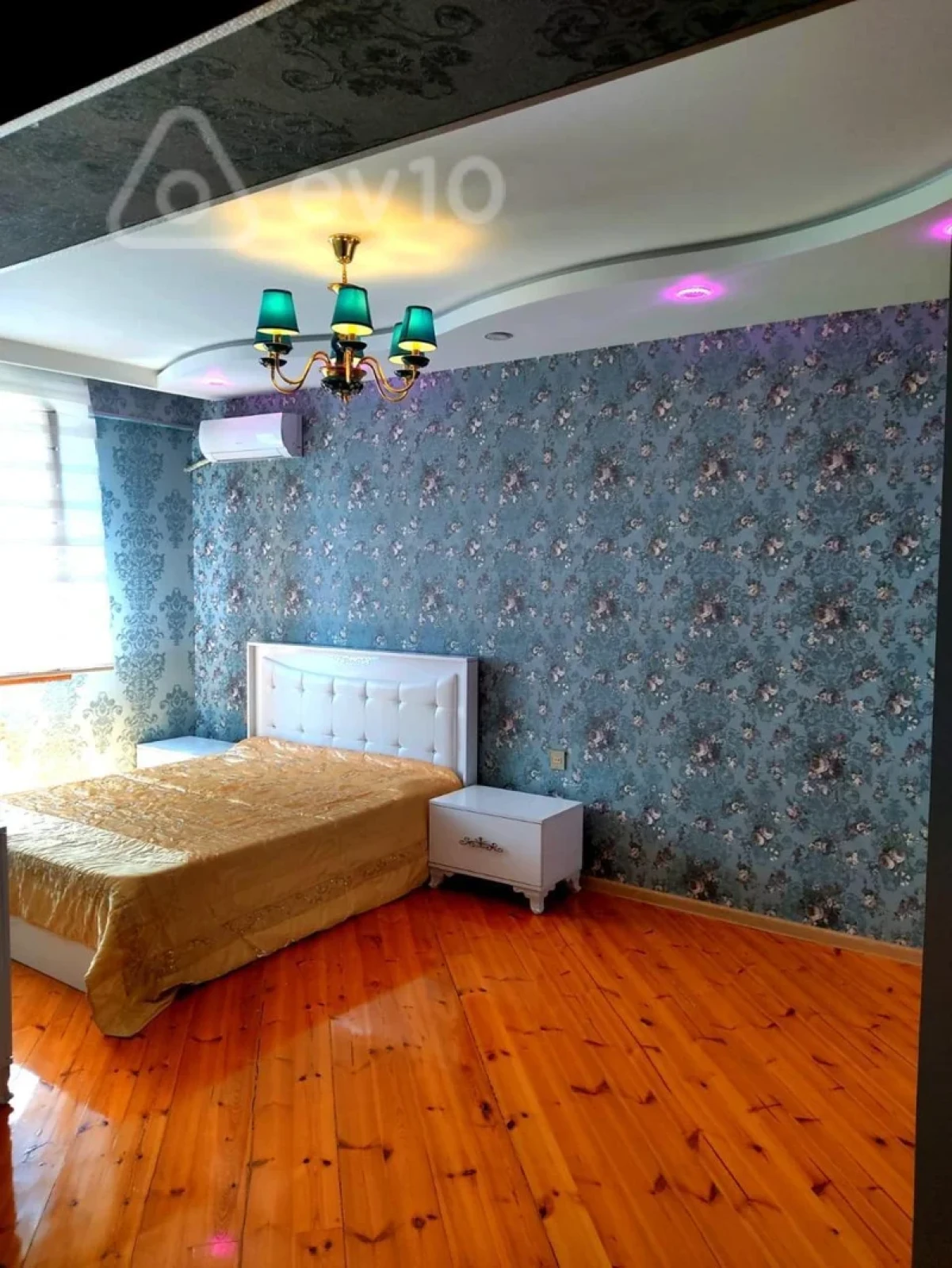 Kirayə verilir 2 otaqlı yeni tikili 90 m²