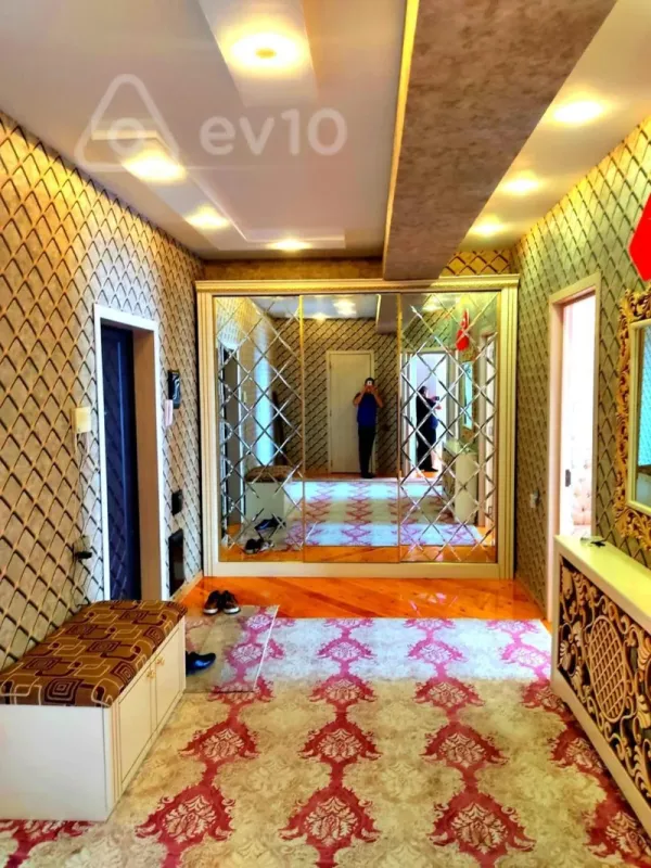 Kirayə verilir 2 otaqlı yeni tikili 90 m²