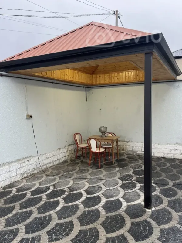 Satılır 4 otaqlı həyət evi 100 m²