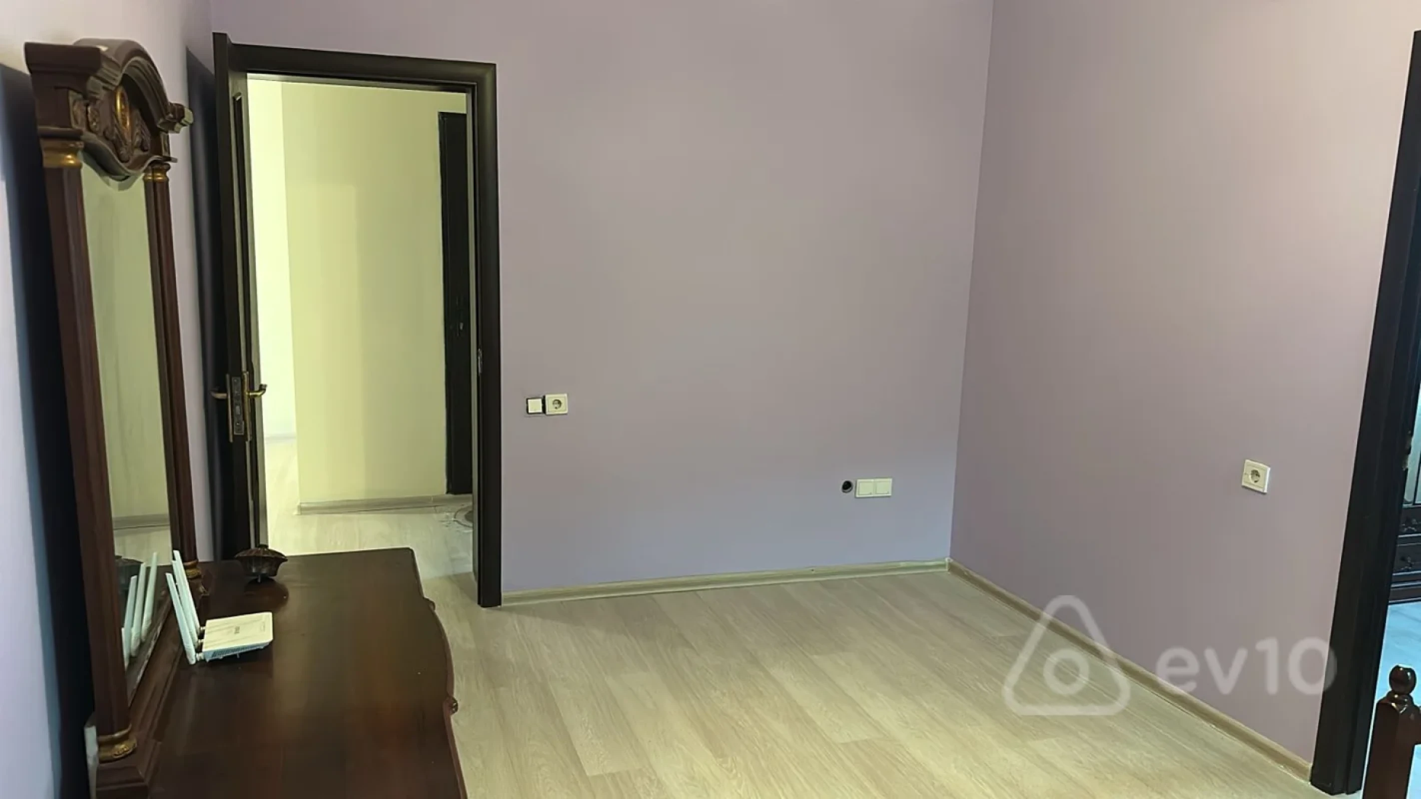 Kirayə verilir 3 otaqlı yeni tikili 100 m²