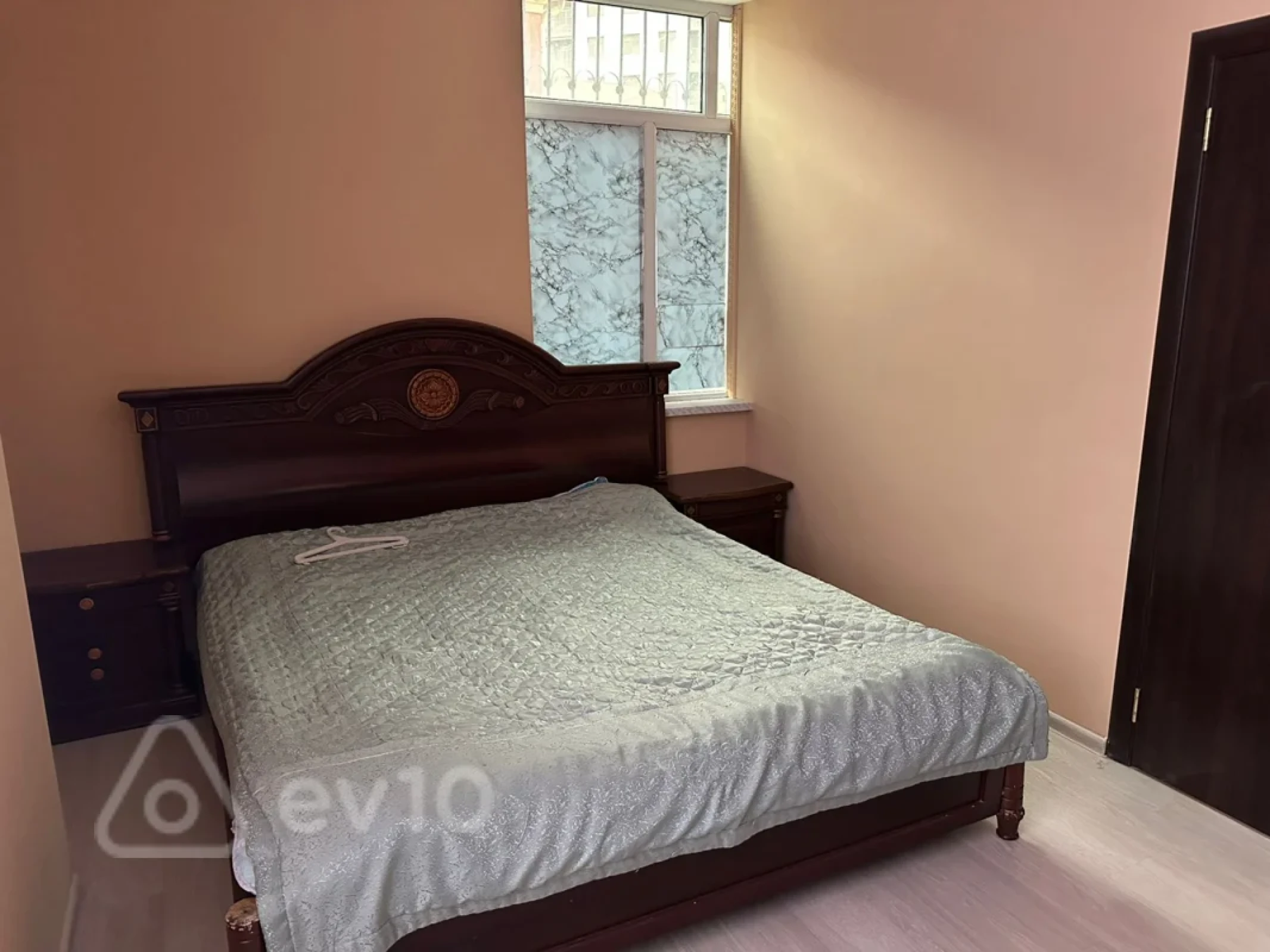 Kirayə verilir 3 otaqlı yeni tikili 100 m²