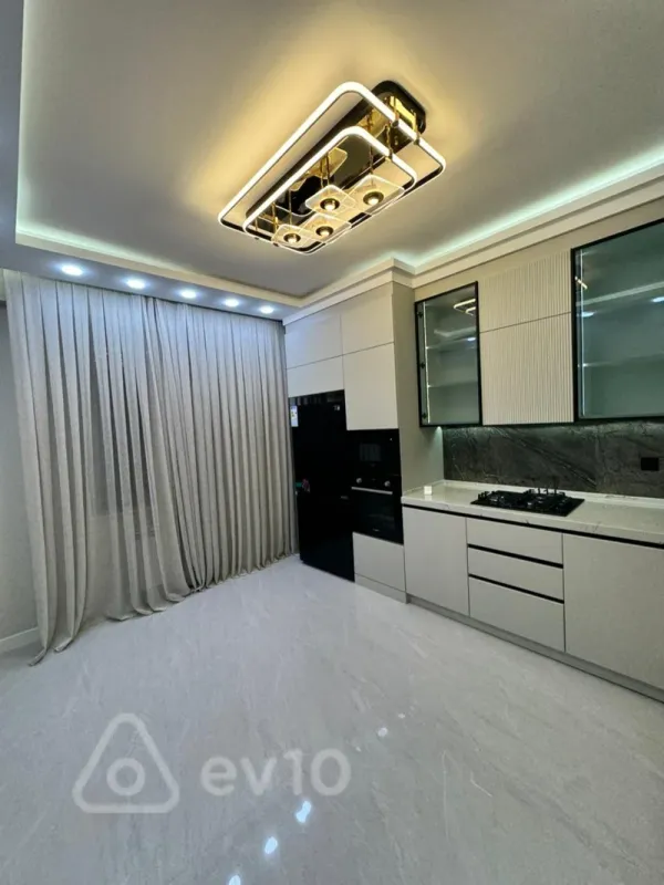 Satılır 3 otaqlı yeni tikili 155 m²