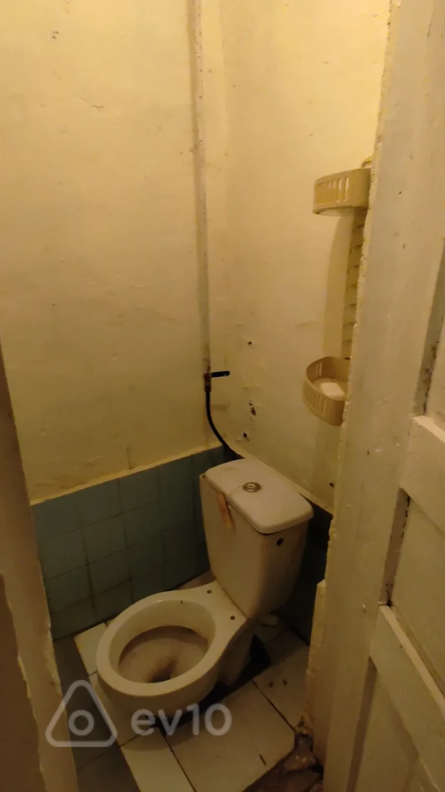 Kirayə verilir 1 otaqlı həyət evi 15 m²