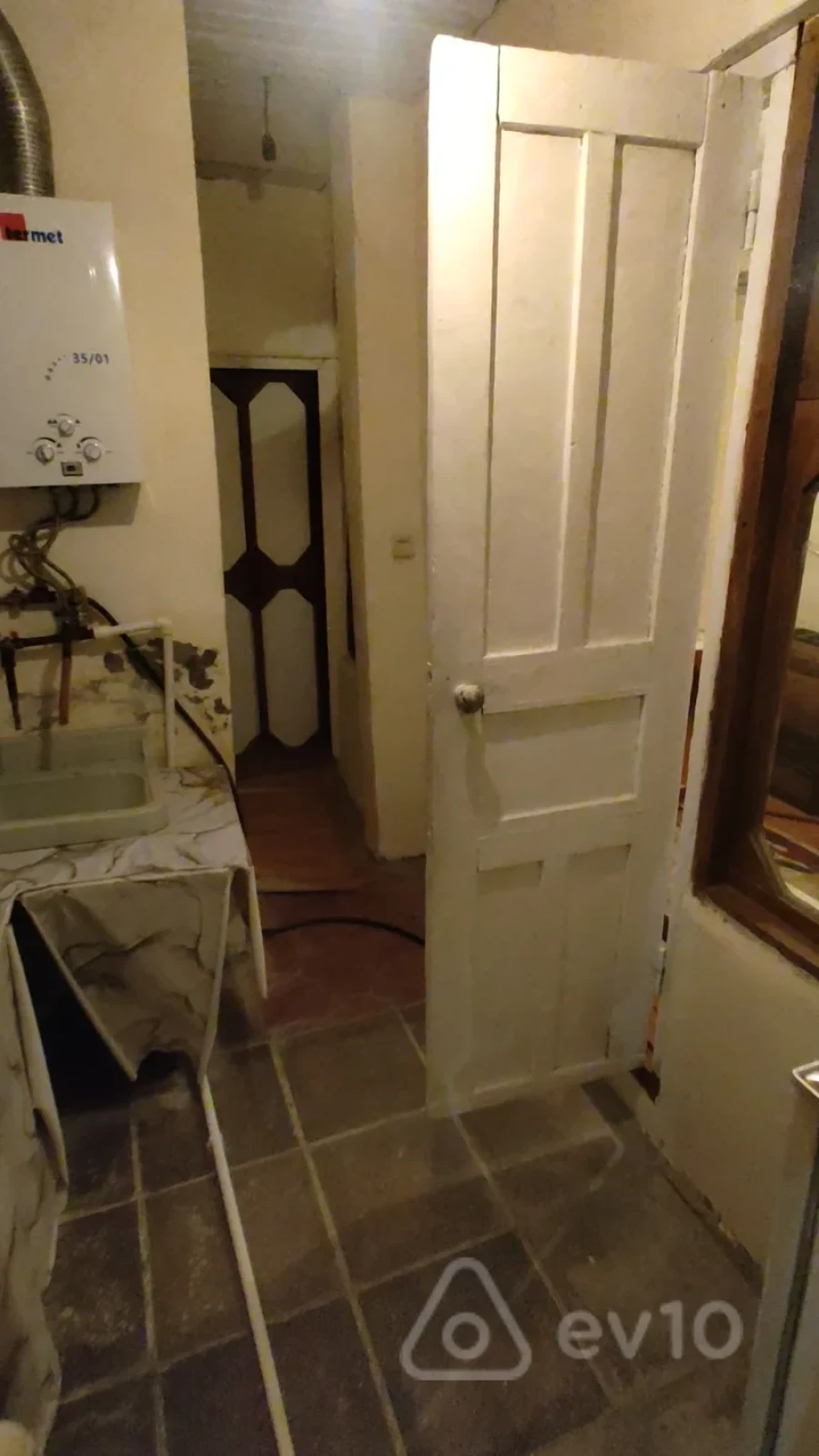 Kirayə verilir 1 otaqlı həyət evi 15 m²