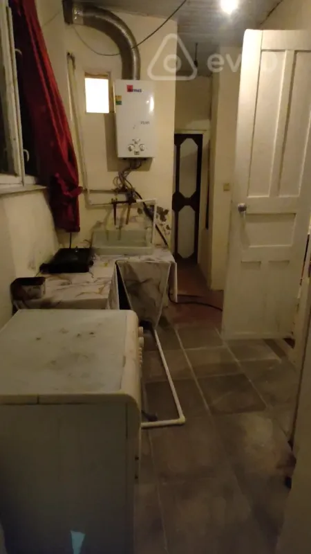 Kirayə verilir 1 otaqlı həyət evi 15 m²