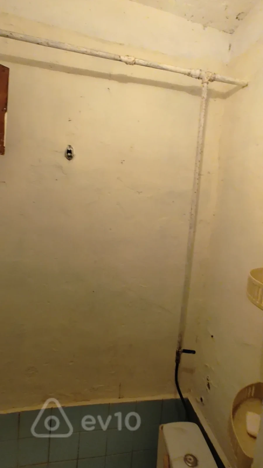 Kirayə verilir 1 otaqlı həyət evi 15 m²