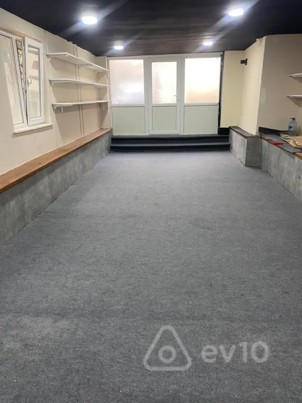 Kirayə verilir mənzil 42 m²