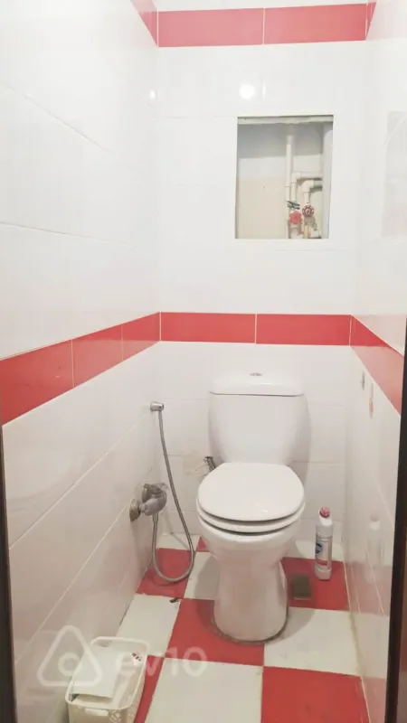 Satılır 3 otaqlı köhnə tikili 90 m²