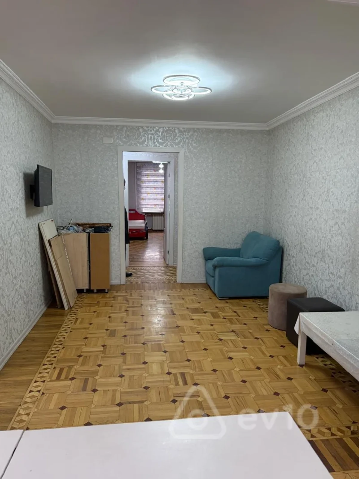 Kirayə verilir 3 otaqlı köhnə tikili 70 m²