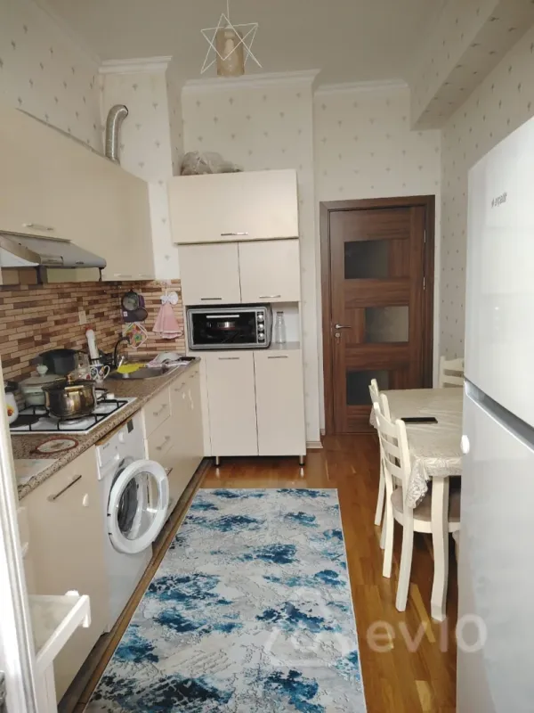 Satılır 2 otaqlı yeni tikili 65 m²