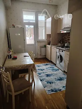 Satılır 2 otaqlı yeni tikili 65 m²