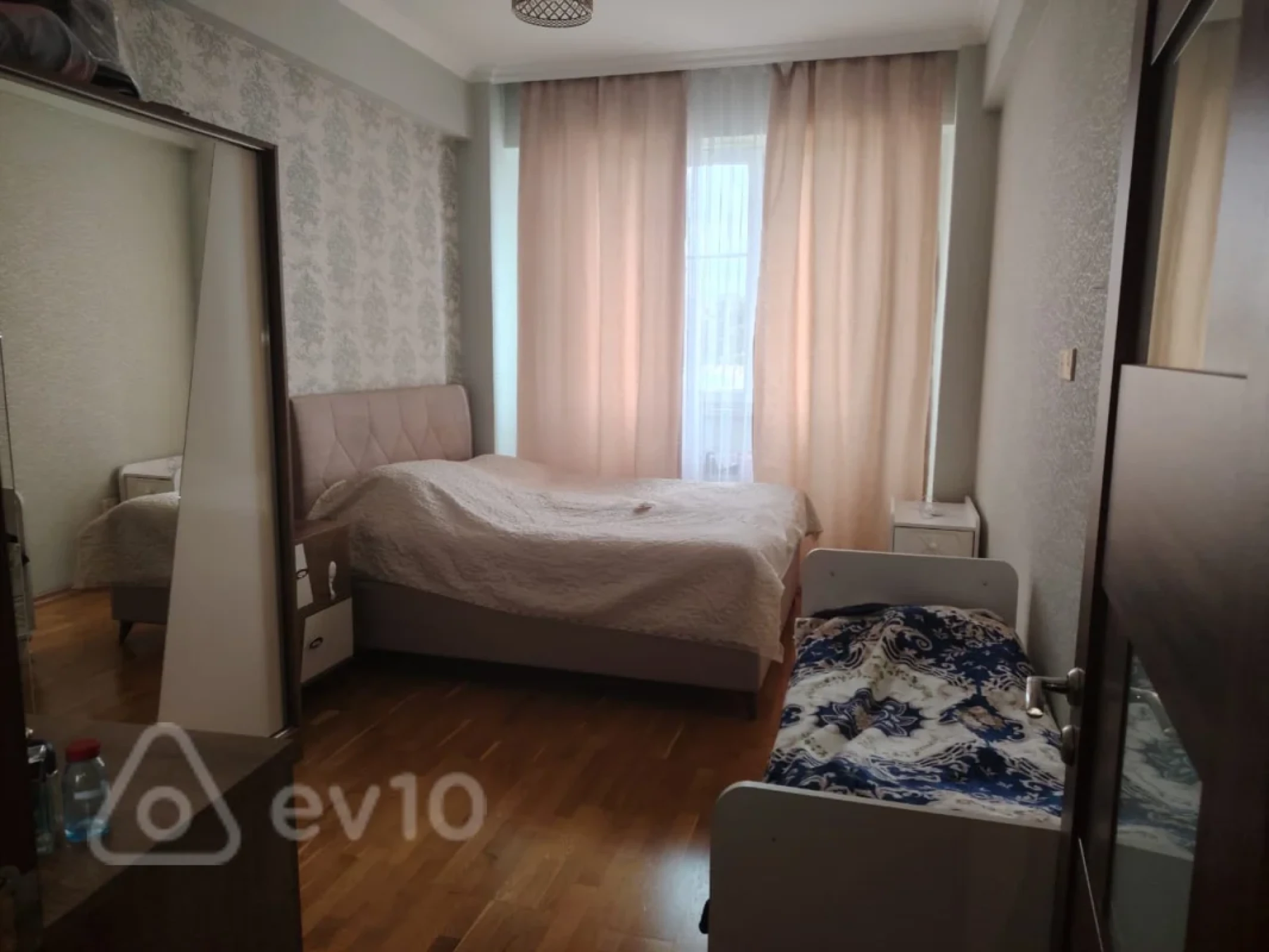 Satılır 2 otaqlı yeni tikili 65 m²