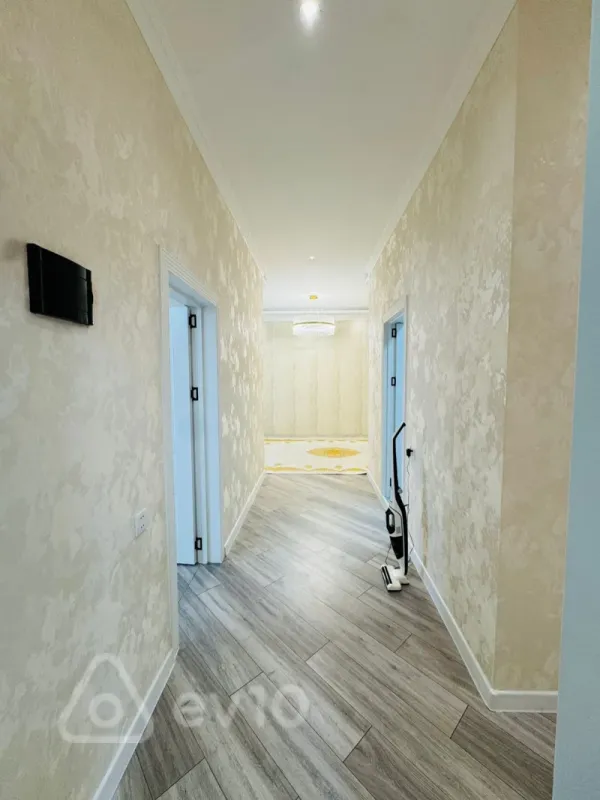Satılır 6 otaqlı həyət evi 220 m²