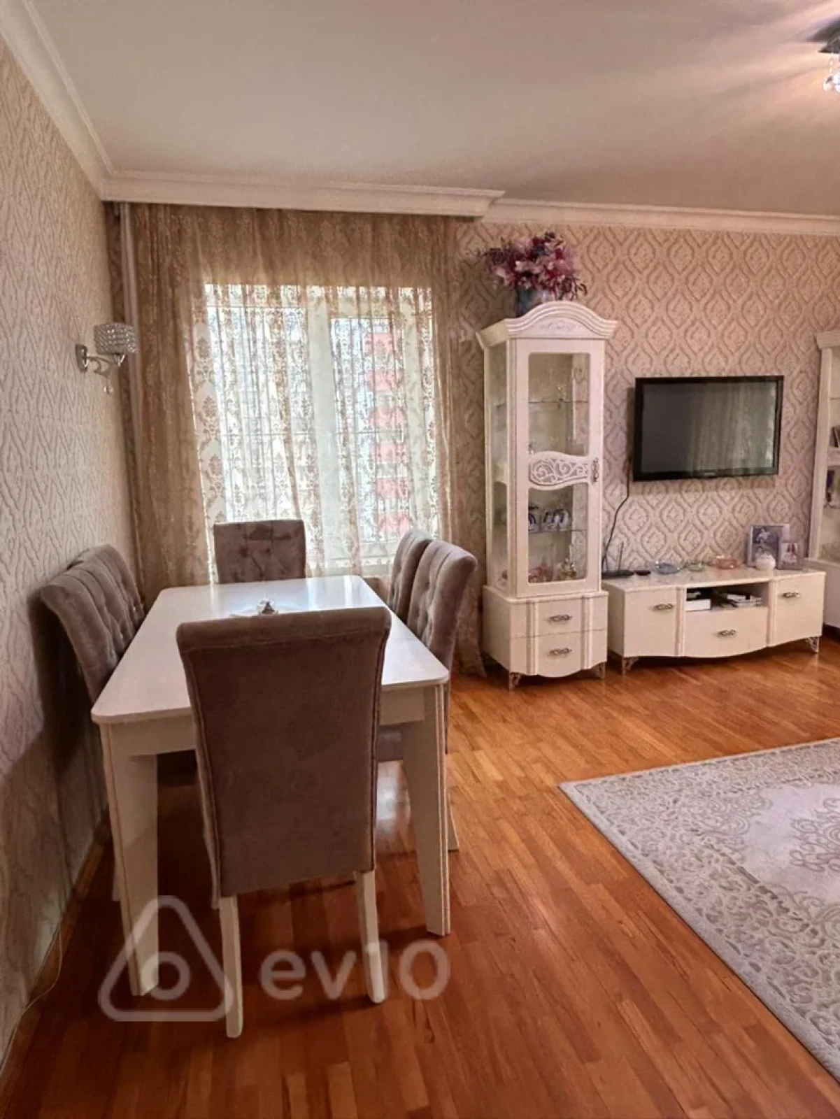 Satılır 3 otaqlı yeni tikili 110 m²