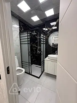 Kirayə verilir 2 otaqlı yeni tikili 55 m²