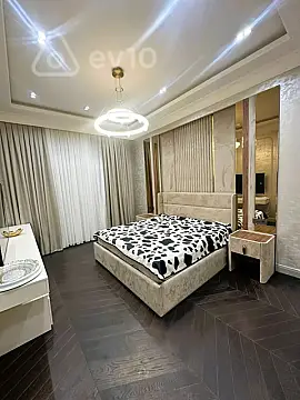 Kirayə verilir 3 otaqlı yeni tikili 180 m²