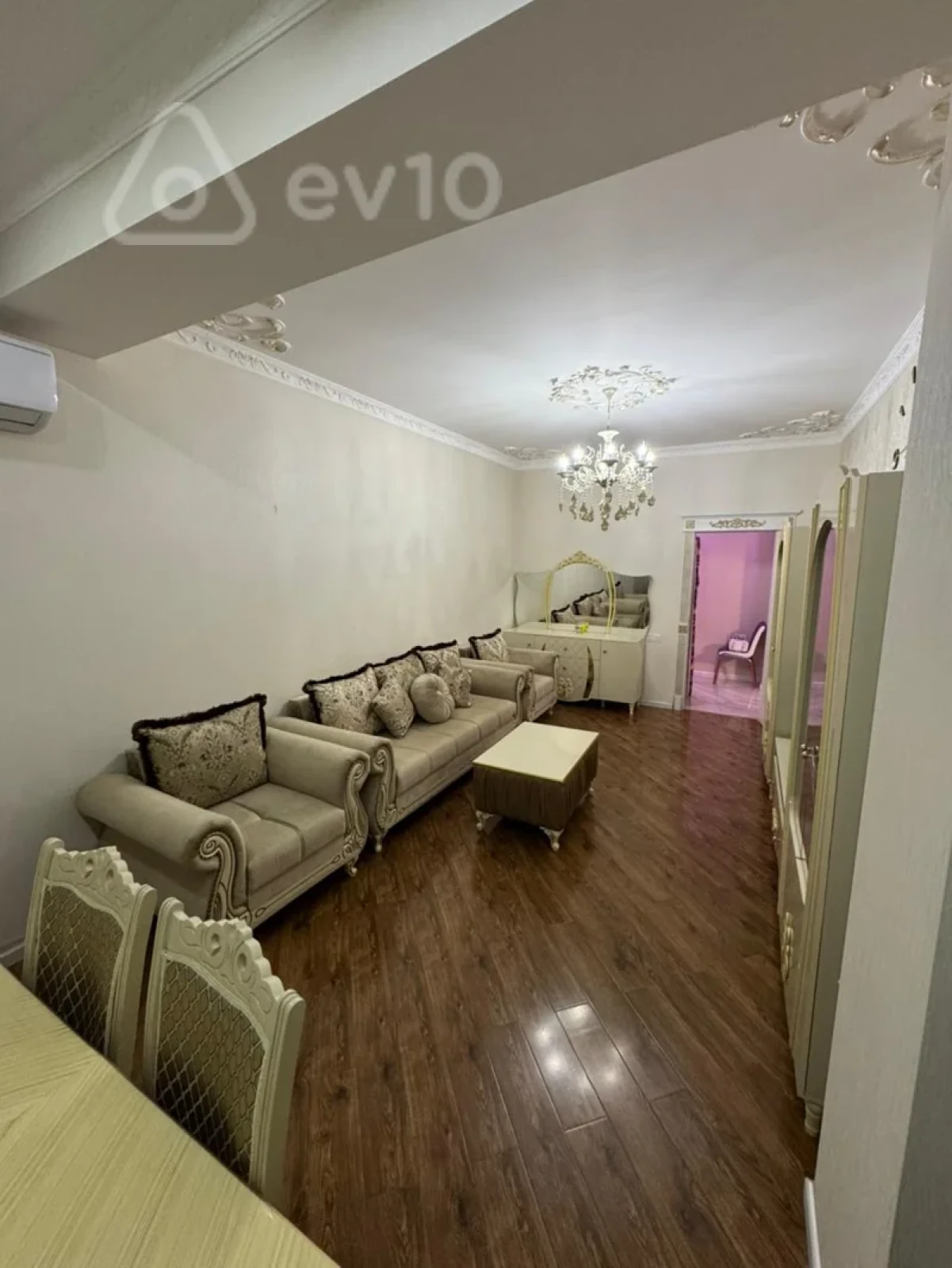 Kirayə verilir 2 otaqlı yeni tikili 62 m²