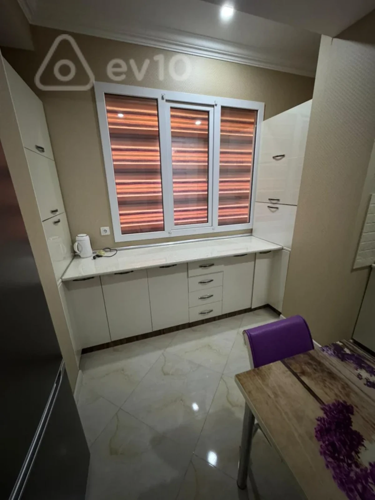 Kirayə verilir 2 otaqlı yeni tikili 62 m²