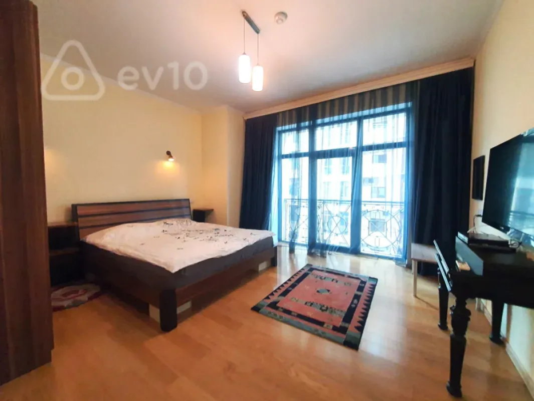 Kirayə verilir 3 otaqlı yeni tikili 106 m²