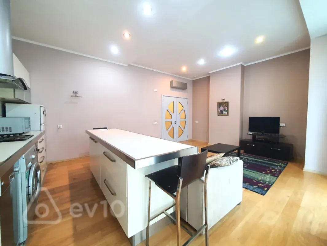 Kirayə verilir 3 otaqlı yeni tikili 106 m²