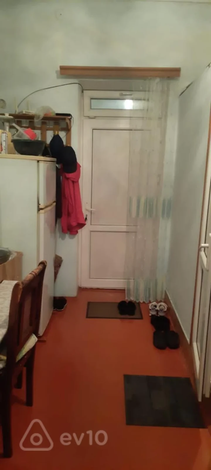 Kirayə verilir 1 otaqlı köhnə tikili 44 m²