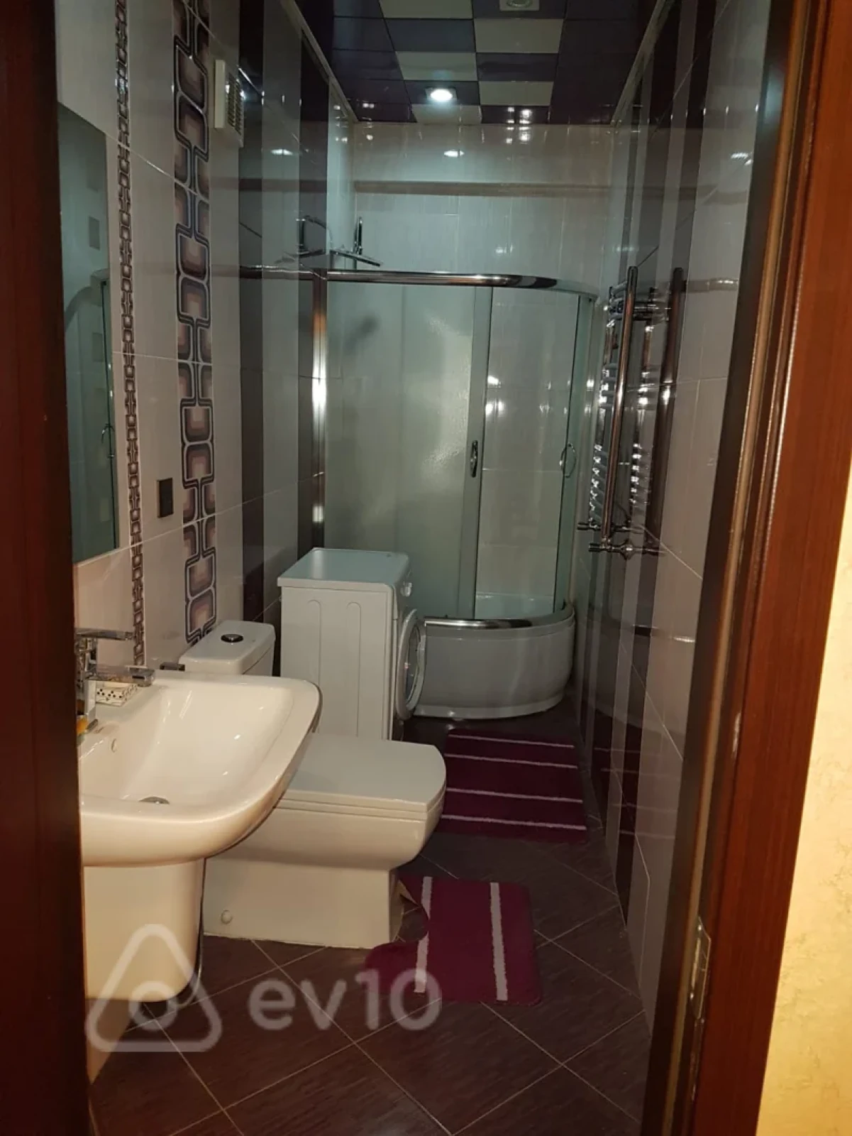 Kirayə verilir 2 otaqlı yeni tikili 55 m²